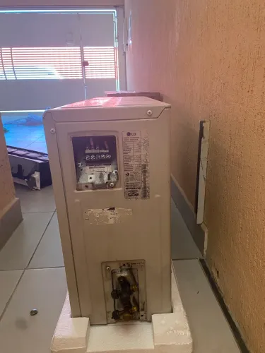 Condensadora LG 12000btus QUENTE/FRIO