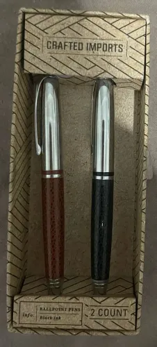 Canetas Acabamento em Couro Marrom e Preta Ball Point. OFERTA IMPERDÍVEL!!!