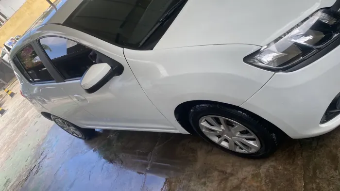 Logan 1.6 com GNV (Locação)