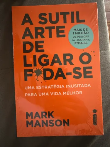 Livro - A sútil arte de ligar o foda-se