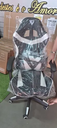 Cadeira gamer Branca giratória