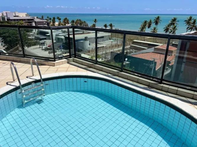 Cobertura Linear 4 suítes 3 vagas garagem a uma quadra da praia no Jardim Oceania - João P