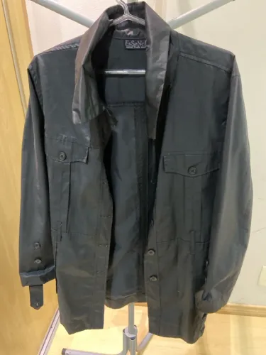 Parka preta estilosa