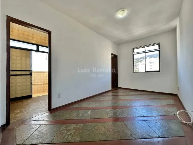 Apartamento á venda no bairro Cruzeiro