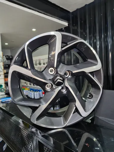 Jogo de rodas Citroën c3 aro 16 4x108
