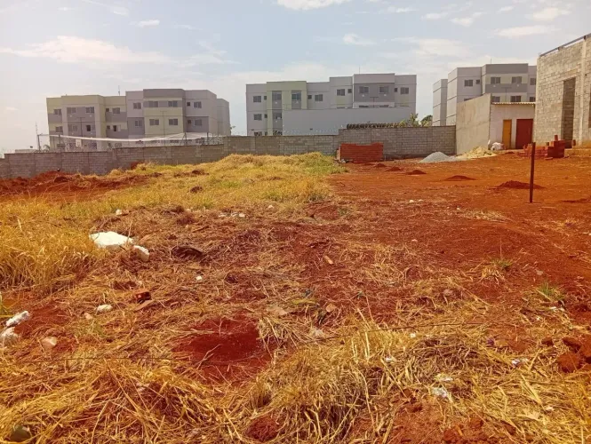 ÁGIO LOTE COMERCIAL 352,81M²