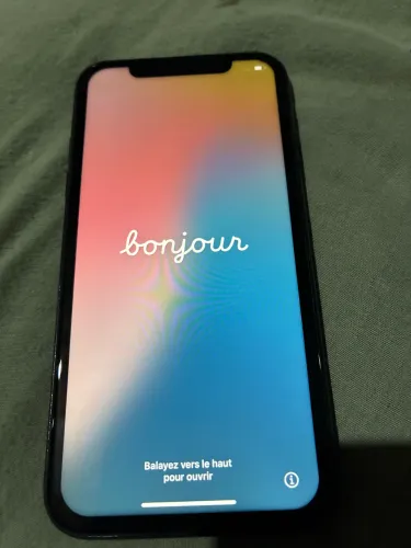 iPhone Xr 128 gb + Cabo USBc/Lightning