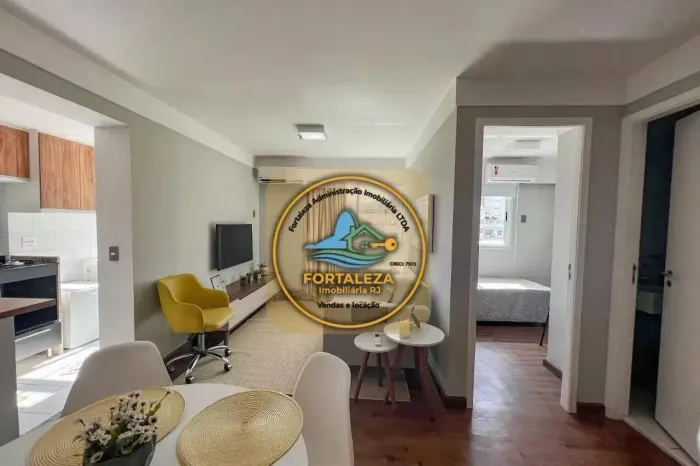 Apto em Botafogo, 2 quartos (1 suíte) 70 m² Mobiliado