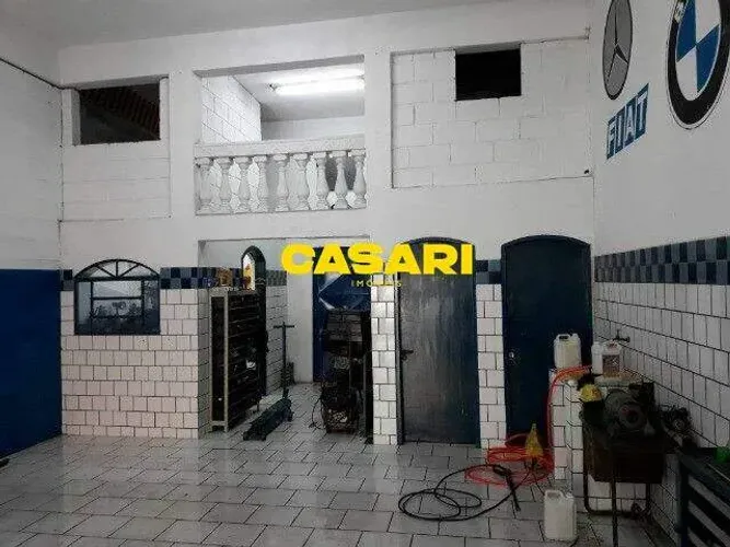 Salão Comercial à Venda 323 m² Jardim Santa Cristina Santo André/SP