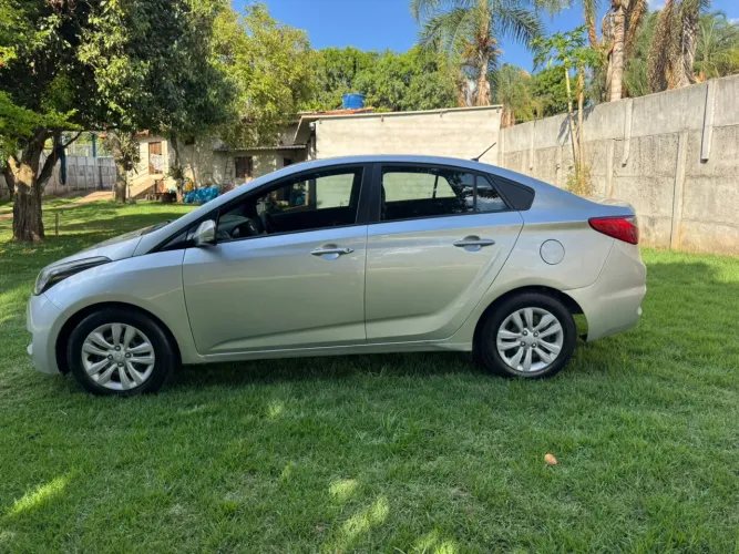 Hyundai HB20S C.plus/c.style1.0 Flex 12V Mec. 4P 2017