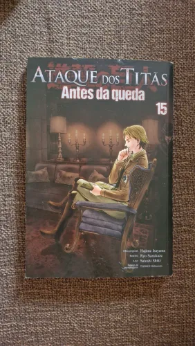 Mangá attack on titan antes da queda, volume 15