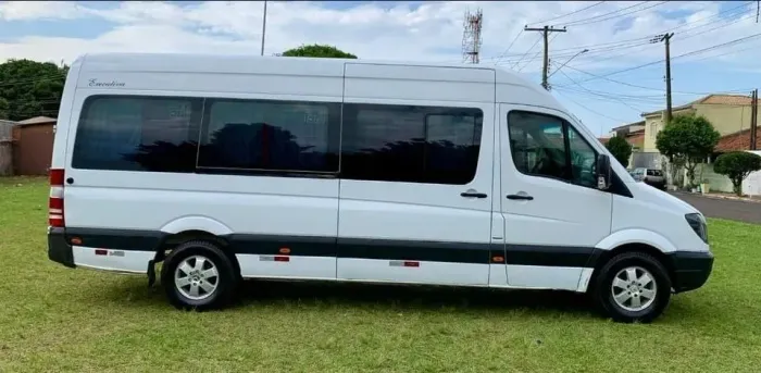 Mercedes-Benz Sprinter 415 Van Luxo T.a. 2.2 Diesel 2013