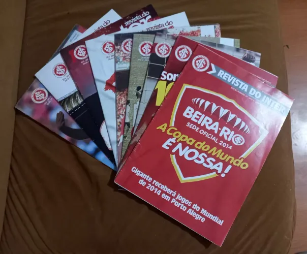 Lote 9 Revistas do Inter