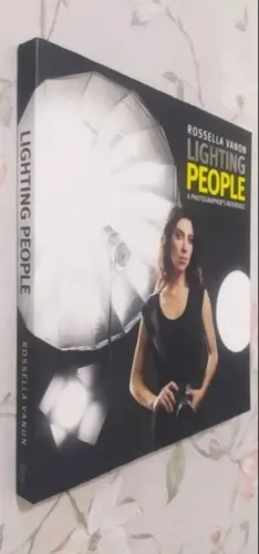 Guia Fotográfico Lighting People A Photographer's Reference<br>Edição InglêsEdição Inglês