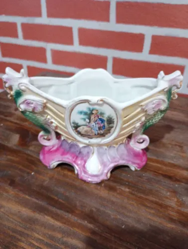 Vaso cena galante porcelana