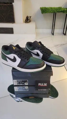 Nike Air Jordan 1 Low Green Toe - tamanho 40BR, original