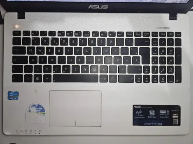 ノートパソコンASUS X550C Notebook 15.6pol - Asus X550CA - Preto/Cinza - X550CA-BRA-XX500H - Waz