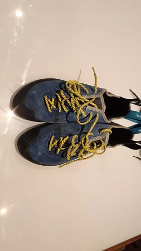 Sapatilha de Escalada Scarpa Helix 42.5eu pouco usada quase nova