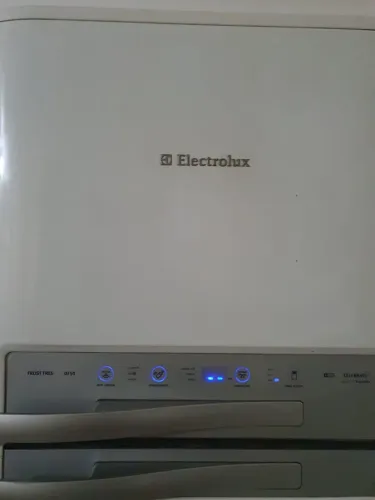 Geladeira Eletrolux DF50