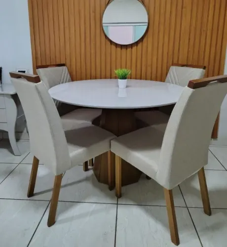Mesa de Jantar Isis com 4 Cadeiras Simone 120x120 Direto da Fabrica