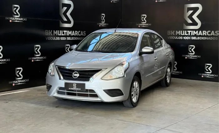 Versa V- Drive automático 2021