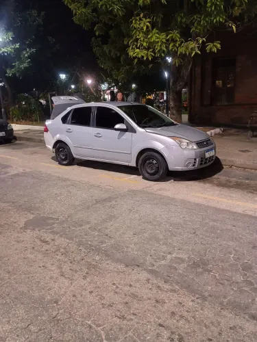 Ford Fiesta Sed. 1.6 8V Flex 4P 2008