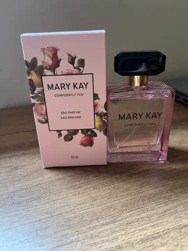 Perfume Mary Kay Confidently You