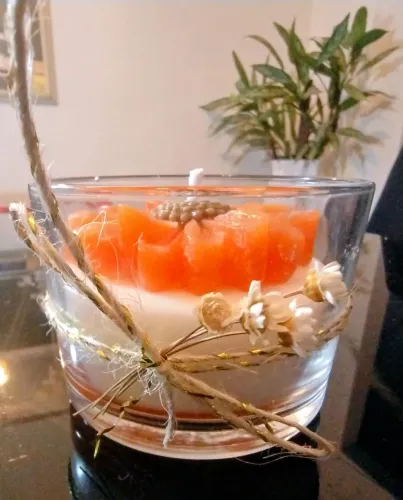VELAS ARTESANAIS AROMÁTICAS E DECORATIVAS