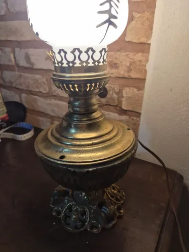 Luminária antiga