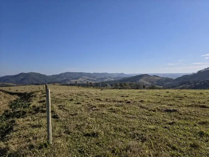 *EXCELENTE FAZENDA A VENDA EM CAPÃO BONITO - SP* ?? Formação: Pecuária de Corte Área Total