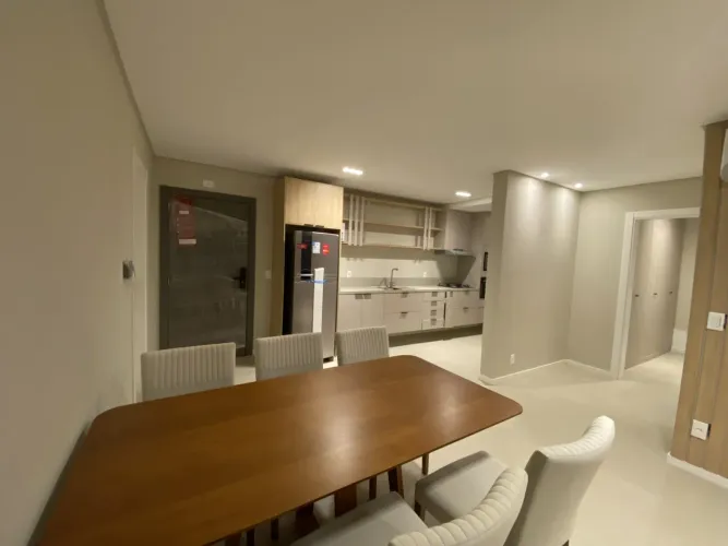 Apartamento para Locação em Florianópolis, JURERE, 2 dormitórios, 2 suítes, 3 banheiros, 2