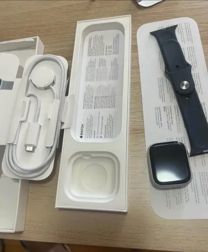 Apple Watch Series 9 GPS + Celular 45mm Novo, nunca usado e nota fiscal
