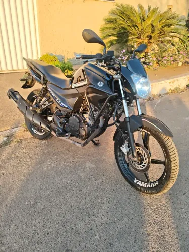 YAMAHA YBR 150 FACTOR ED 2023/2024 ? ÚNICO DONO