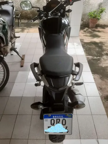CB500X 2019, EM DIAS, REVISADA SEMPRE NA CONCESSIONÁRIA. VALOR R$ 33.000,00.