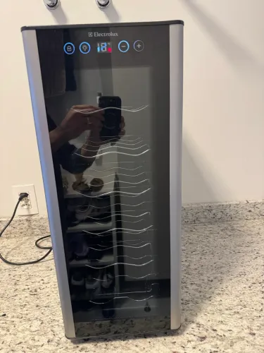 Adega 12 Garrafas Electrolux