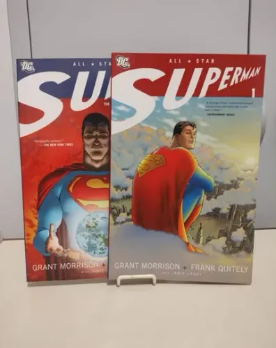 Lote HQ DC Importada: All-Star Superman Vols. 01 e 02 (Grant Morrison) - Capa Cartão