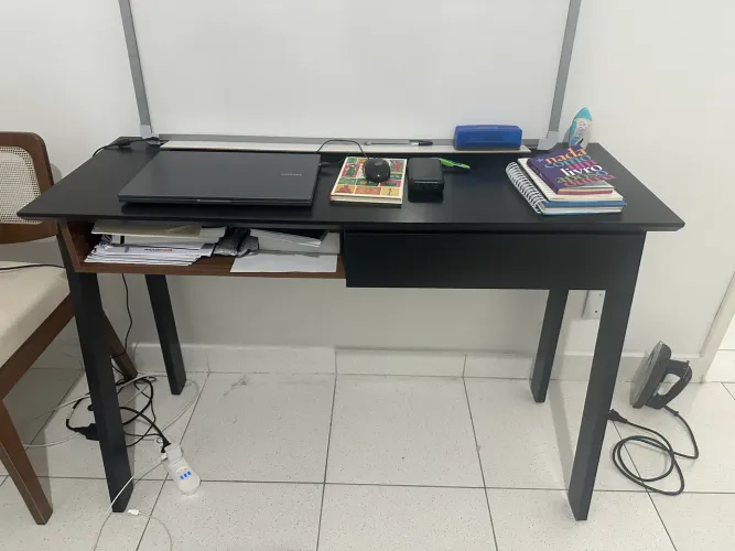 Mesa de cabeceira 