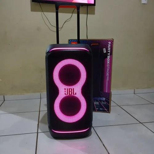 Jbl partybox 320 ótimo custo benefício.