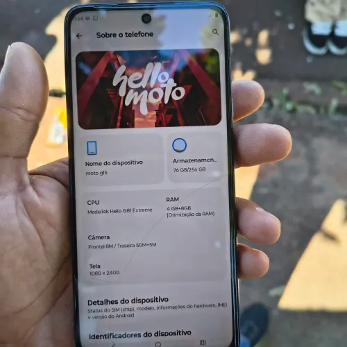 Motorola g15 12gb (4 + 8gb) 256gb