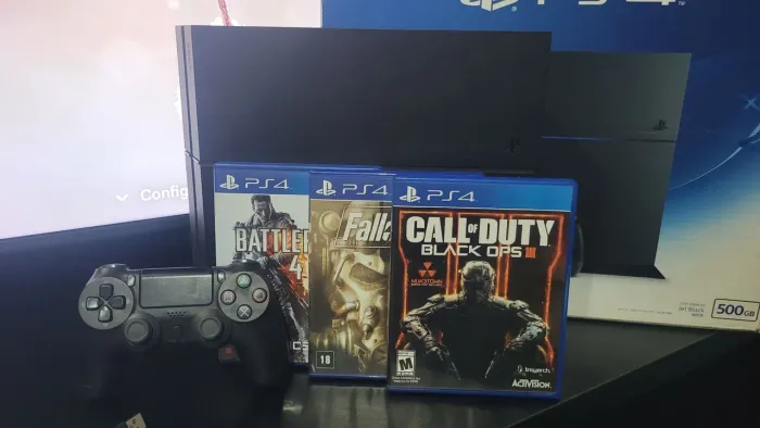 VENDO PS4 500GB MODELO JAPONÊS (CUH-1206A) + 3 JOGOS + CONTROLE | R$ 1.200 | 12x R$ 119,99