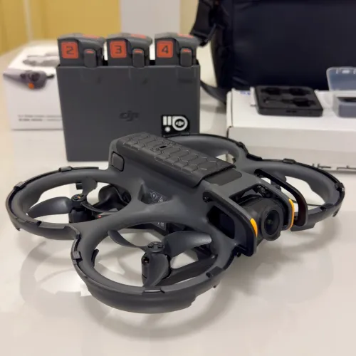 DJI Avata 2 (com 4 baterias)