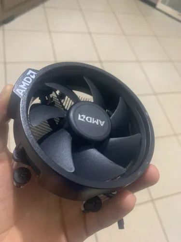 Cooler do processador ryzen 5 5500. Serve para outros processadores am4