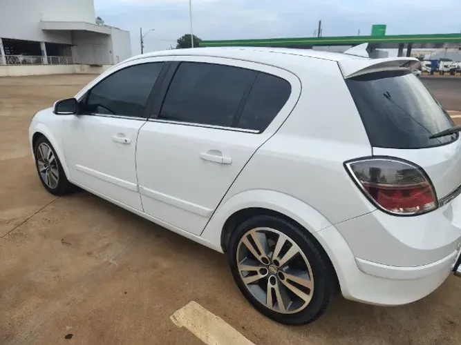 Chevrolet Vectra GT-X 2.0 MPFI 8V Flexpower Aut. 2011