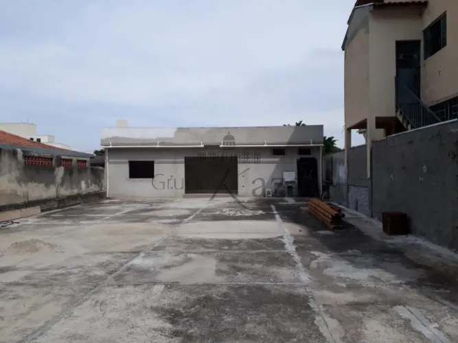 Comercial Ponto Comercial em São José dos Campos