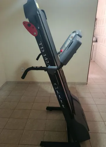 Esteira Dreams Fitness