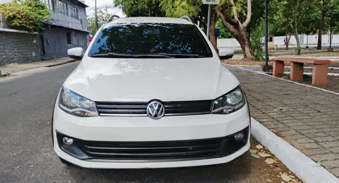 Volkswagen Saveiro Highline 1.6 T. Flex 8V CD 2016