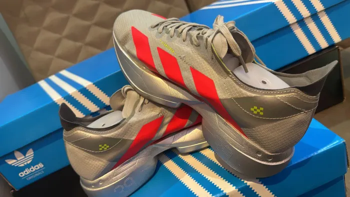 Tênis adidas modelo adizero pro4 novo lançamento