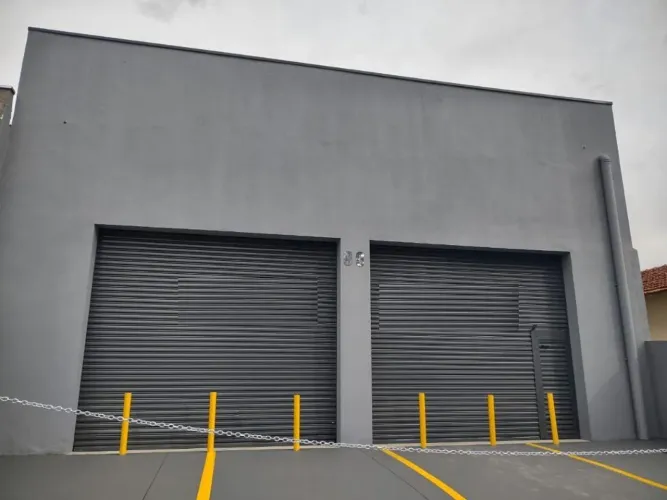 Salão para alugar em Hortolândia, Loteamento Remanso Campineiro, com 240 m²