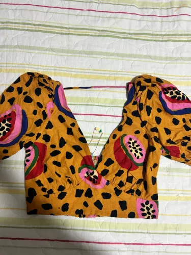 Vendo cropped farm em linho