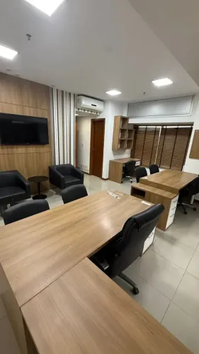 Sala Sky Platium Office
